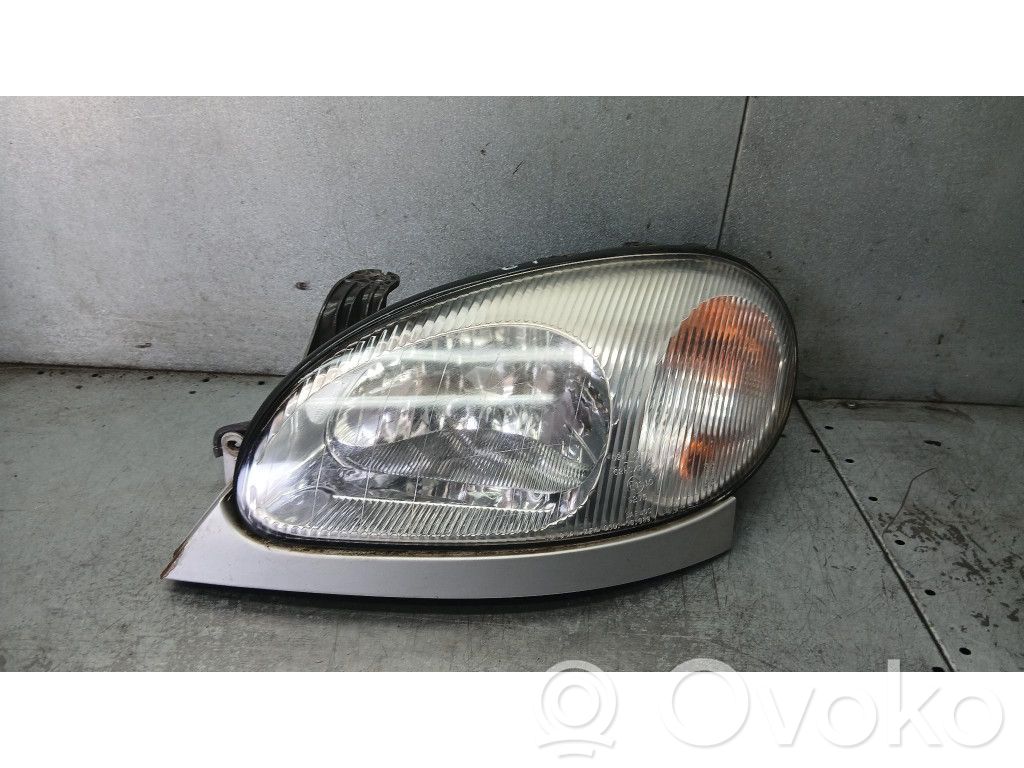 Front reflector