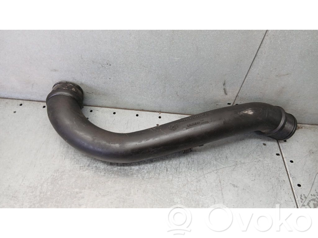 Volvo S40, V40 Interkūlera šļūtene (-es) / caurule (-es) 