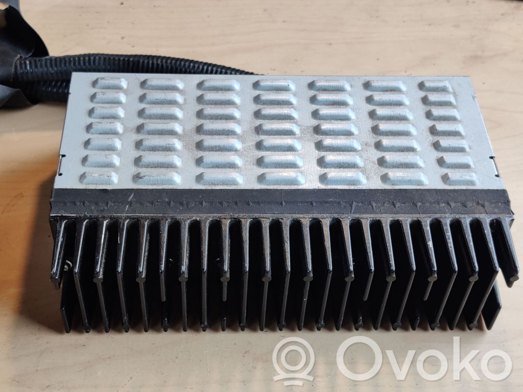 Wzmacniacz audio   8610048010