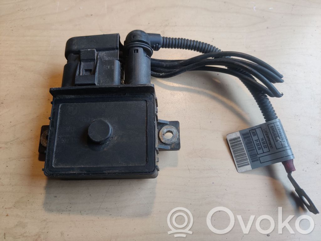 BMW 5 E60 E61 Glow plug pre-heat relay 