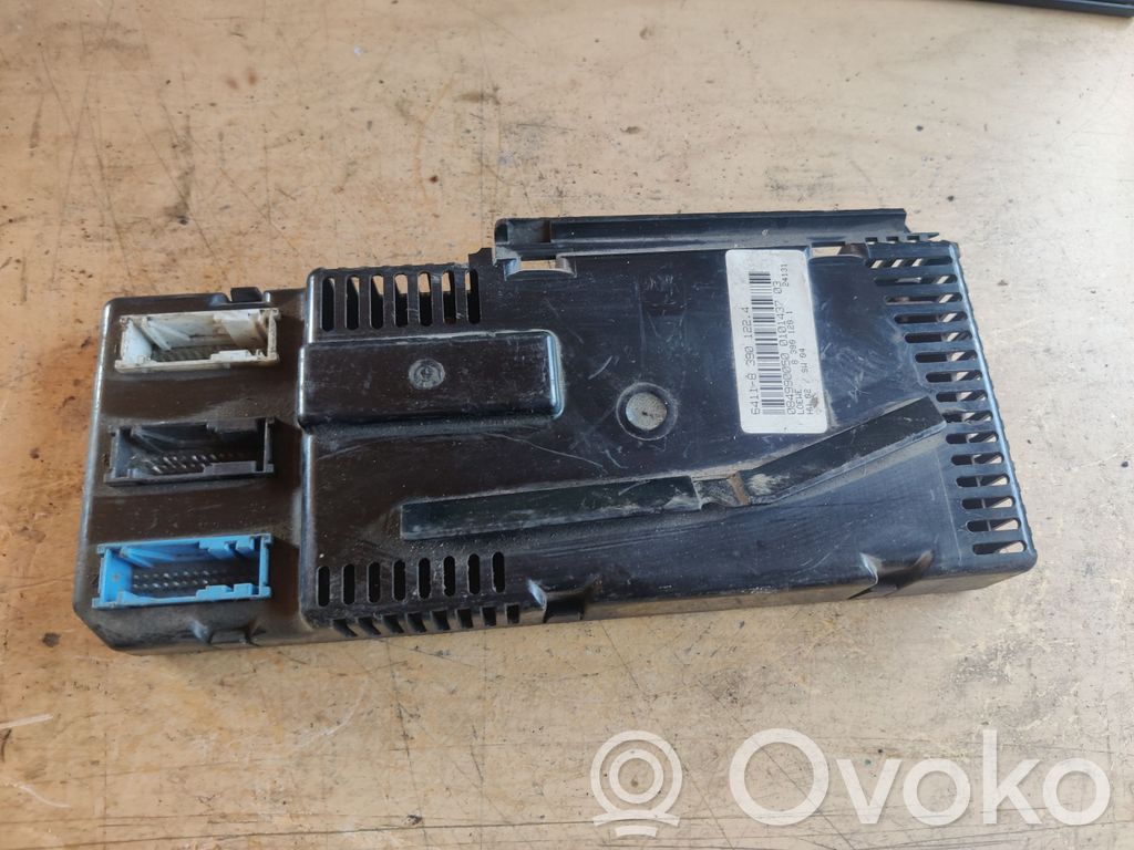 BMW 5 E34 Air conditioning/heating control unit 