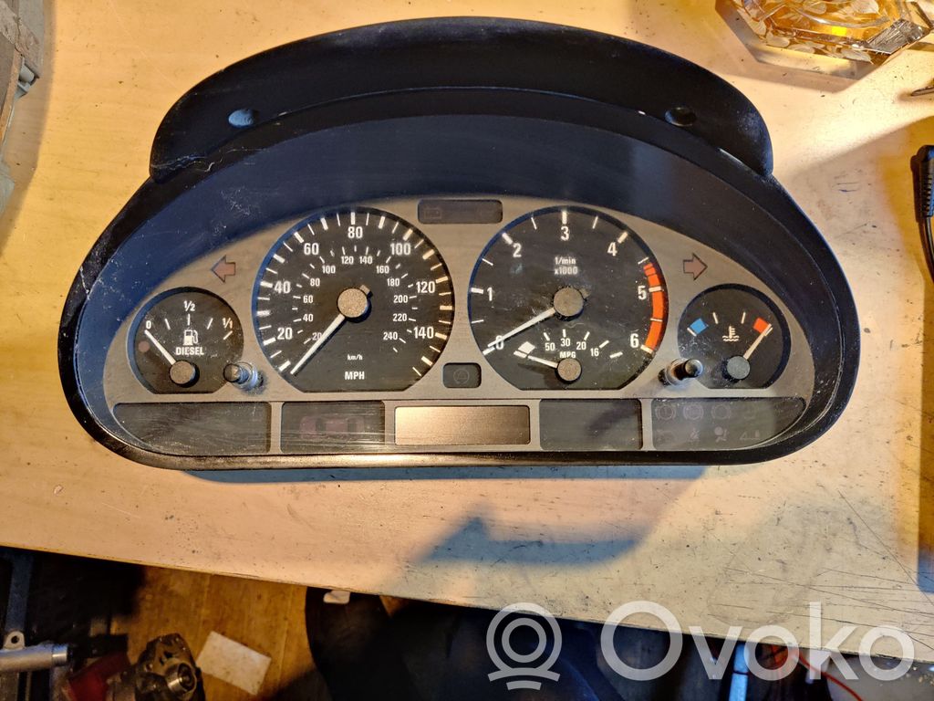 BMW 3 E46 Speedometer (instrument cluster) 