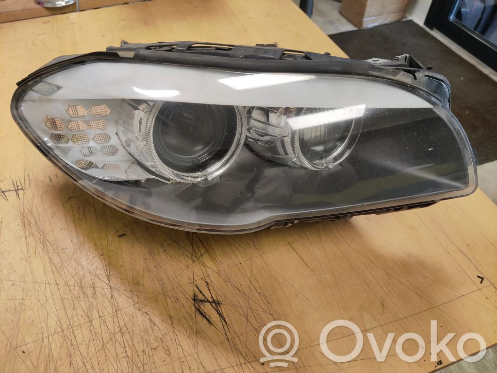 BMW 5 F10 F11 Lampa przednia 