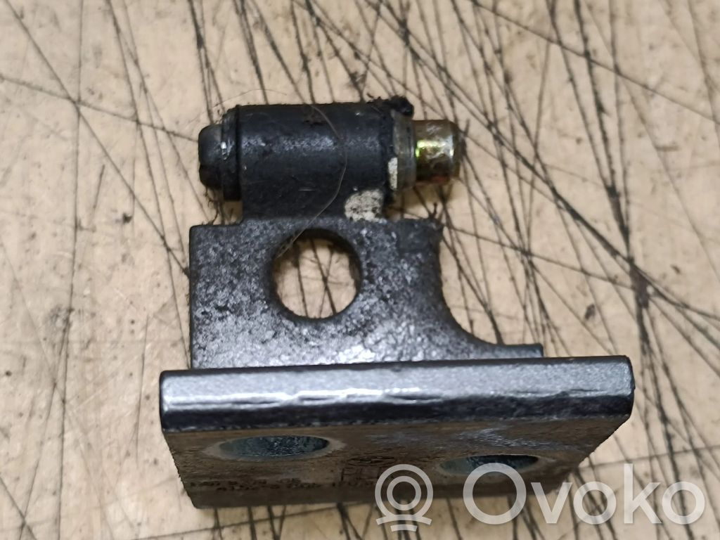 BMW X5 E53 Front door upper hinge 