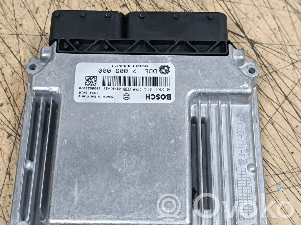 Engine control unit/module   DDE7809000,0281014238