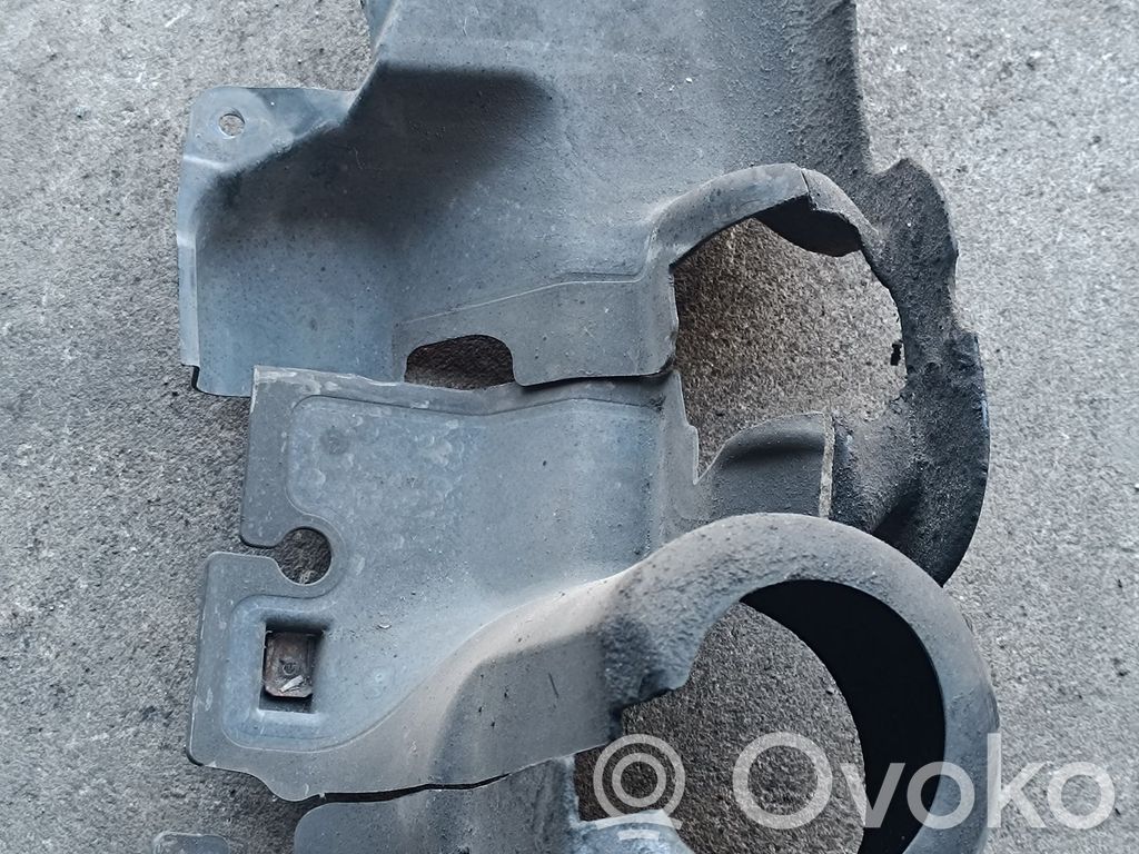 BMW 5 E60 E61 Dzinēja apakšas aizsargs (priekšdaļā) 
