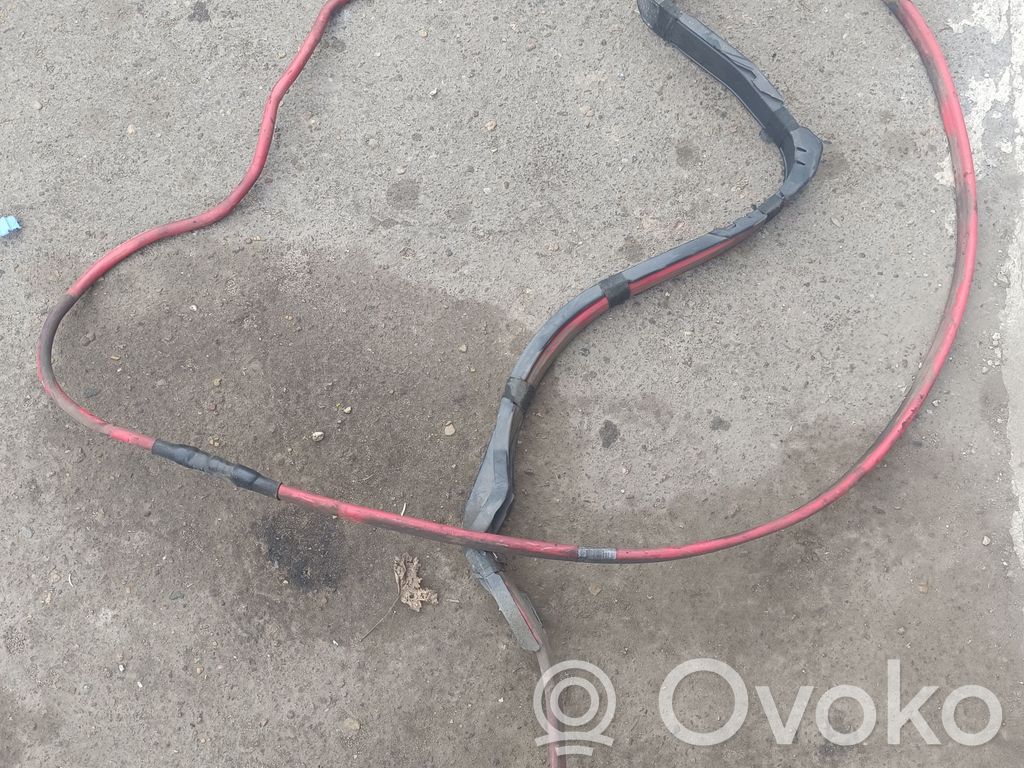 BMW 5 E60 E61 Positive cable (battery) 