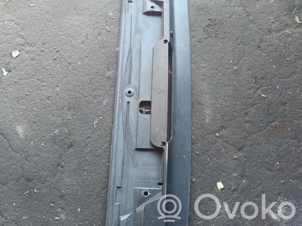 Tailgate/trunk spoiler   7025611,20628000