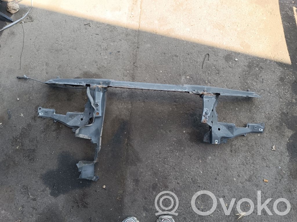 BMW X5 E53 Radiator mount bracket 