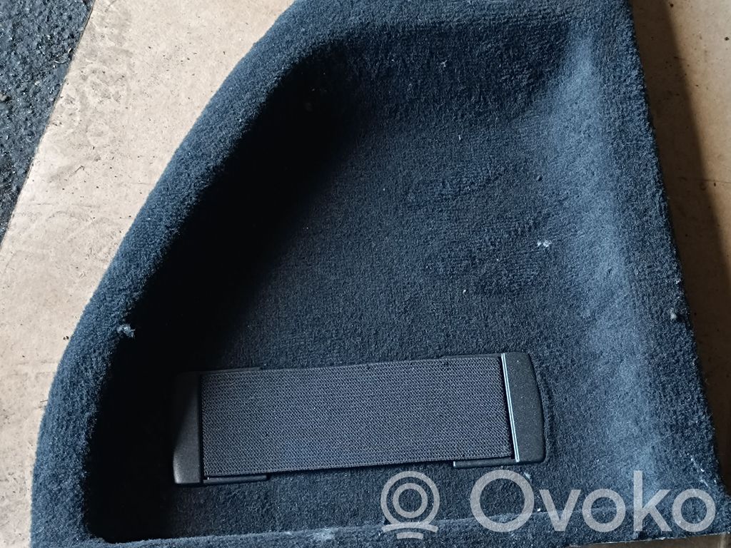 BMW 5 G30 G31 G38 Boczek / Tapicerka / bagażnika 