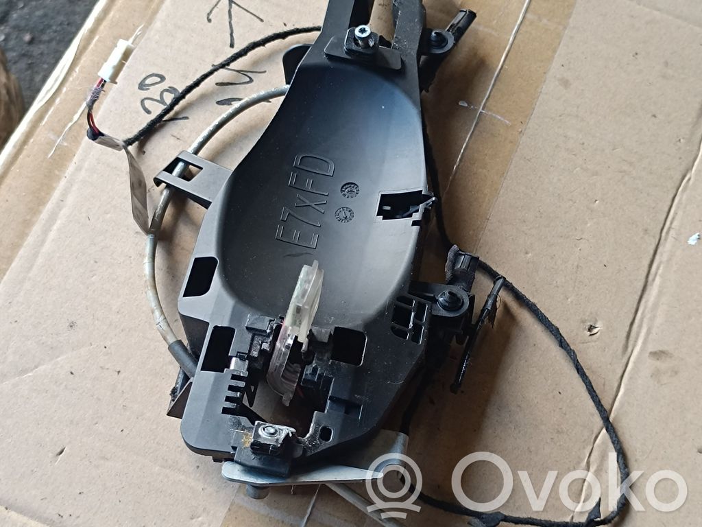 BMW X5 E70 Klamka zewnętrzna drzwi przednich 