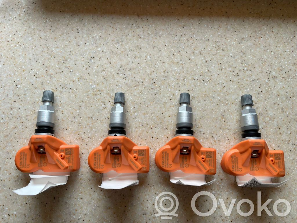 BMW 3 E90 E91 Tire pressure sensor 