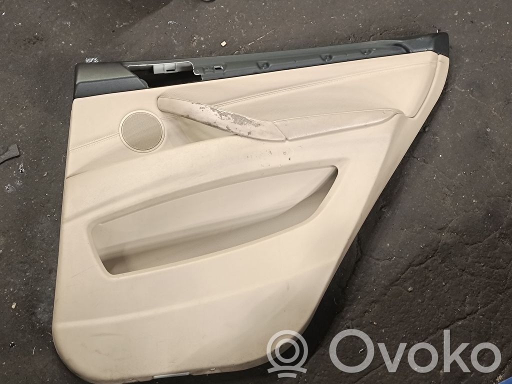 BMW X5 E70 Apšuvums aizmugurējām durvīm 