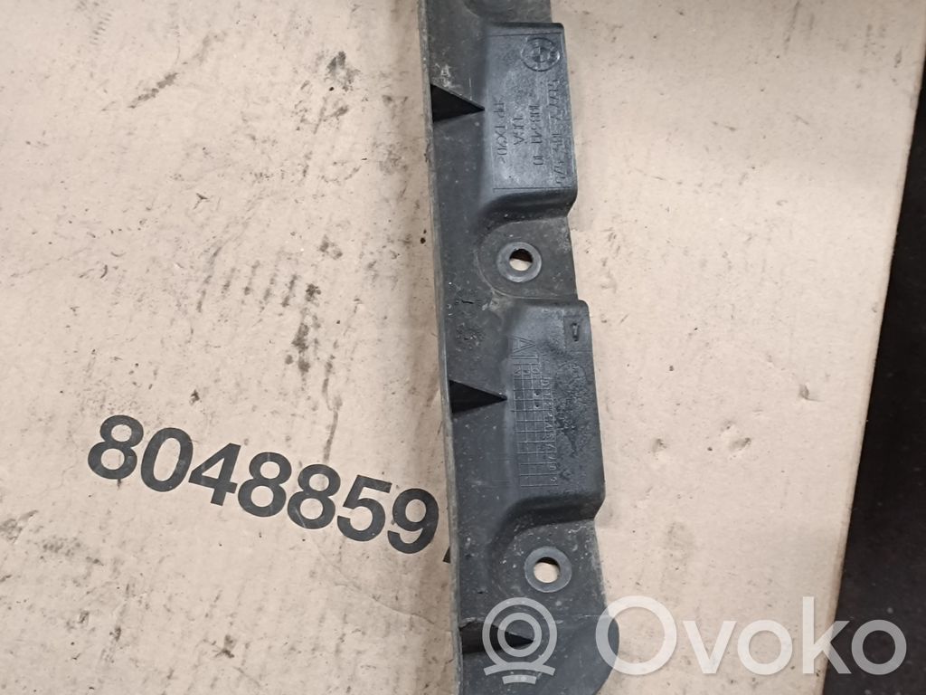 BMW X5 E70 Priekšējā spārna stiprinājums 