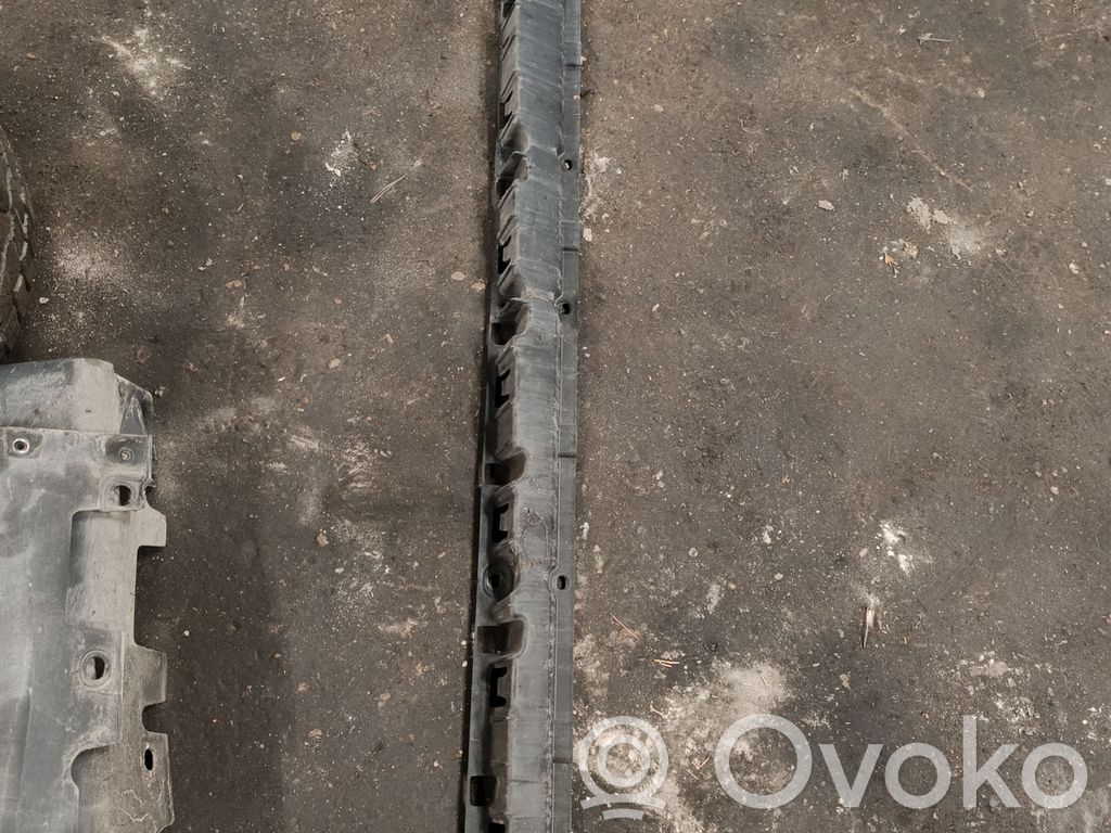 BMW X5 E70 Ślizg listwy progowej 