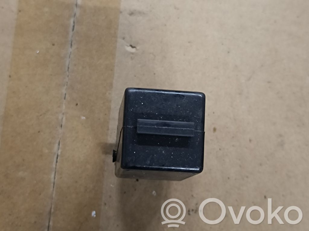 BMW 7 E32 Other relay 
