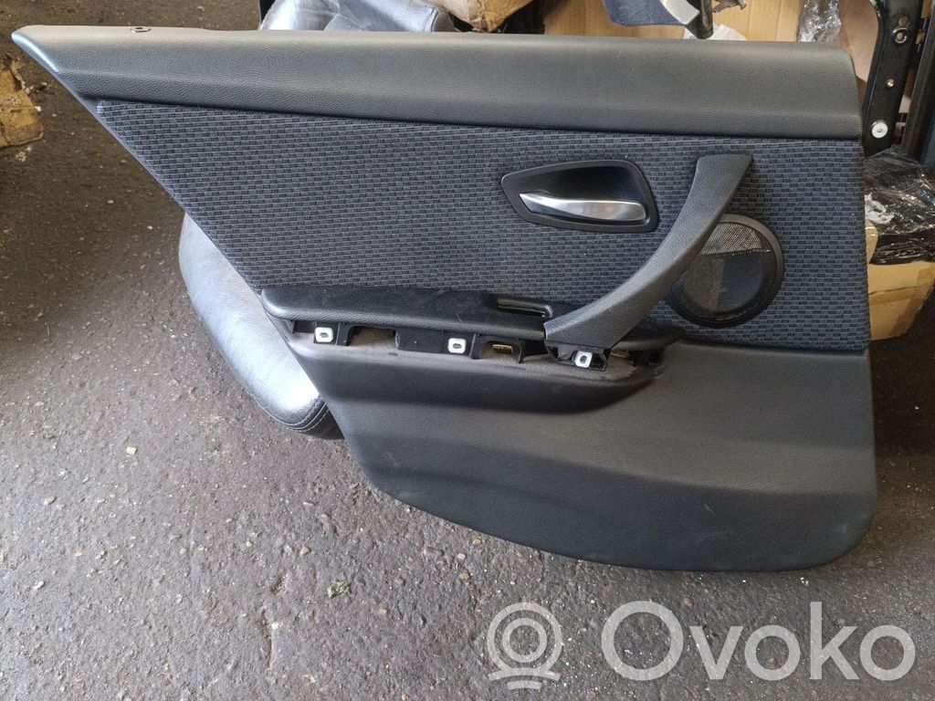 BMW 3 E90 E91 Rivestimento del pannello della portiera posteriore 