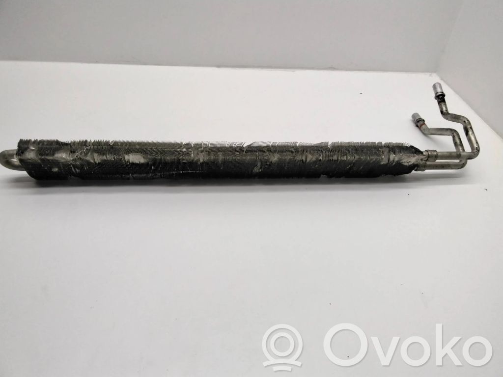 Vairo stiprintuvo radiatorius   7558843