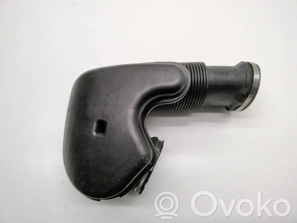 BMW X5 E70 Oro paėmimo kanalo detalė (-ės) 