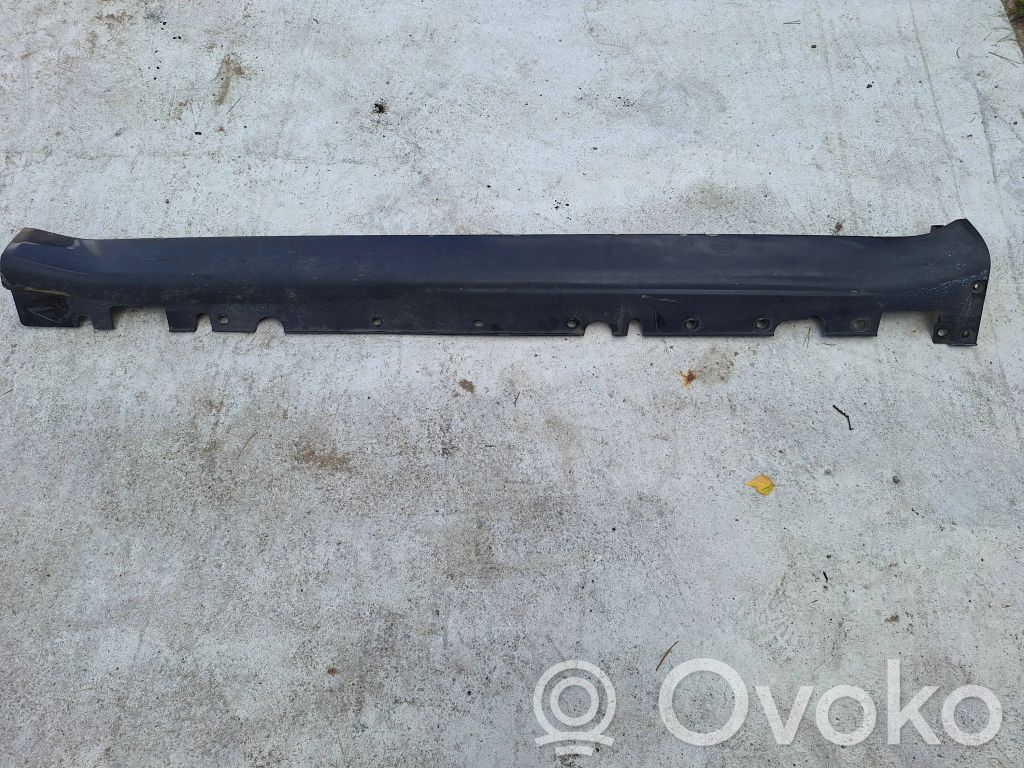 BMW X5 E70 Sill 