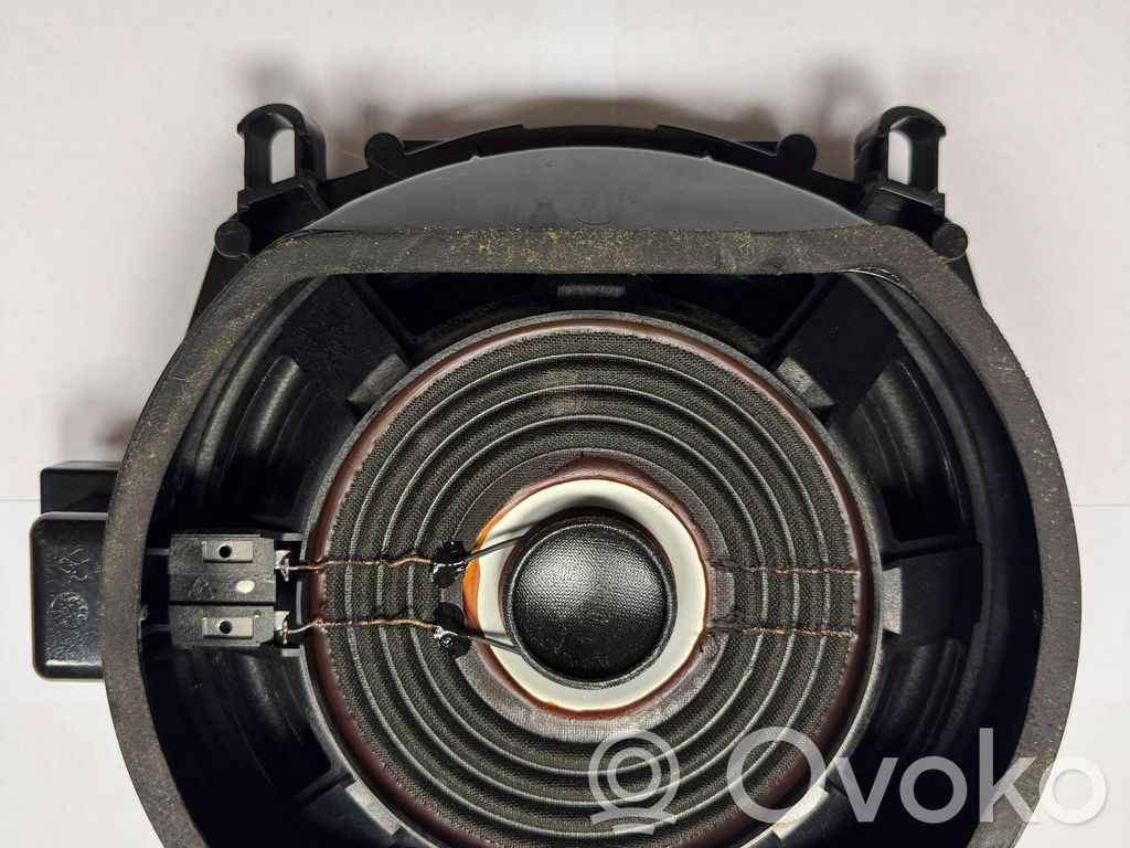 BMW X5 E70 Subwoofer 