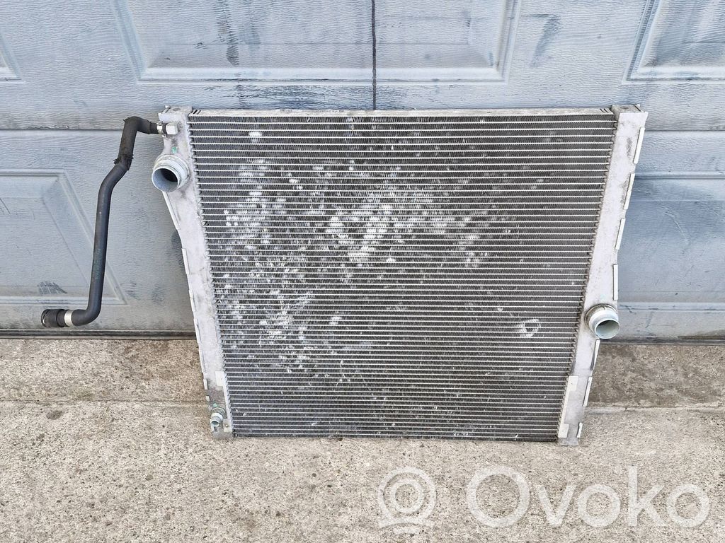 BMW X5 E70 Coolant radiator 