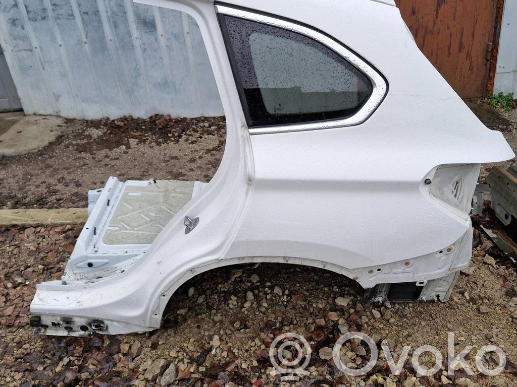 BMW X1 F48 F49 Ćwiartka tylna 