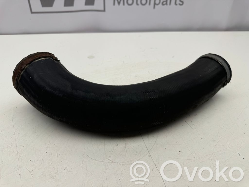 Volvo XC60 Intercooler hose/pipe 