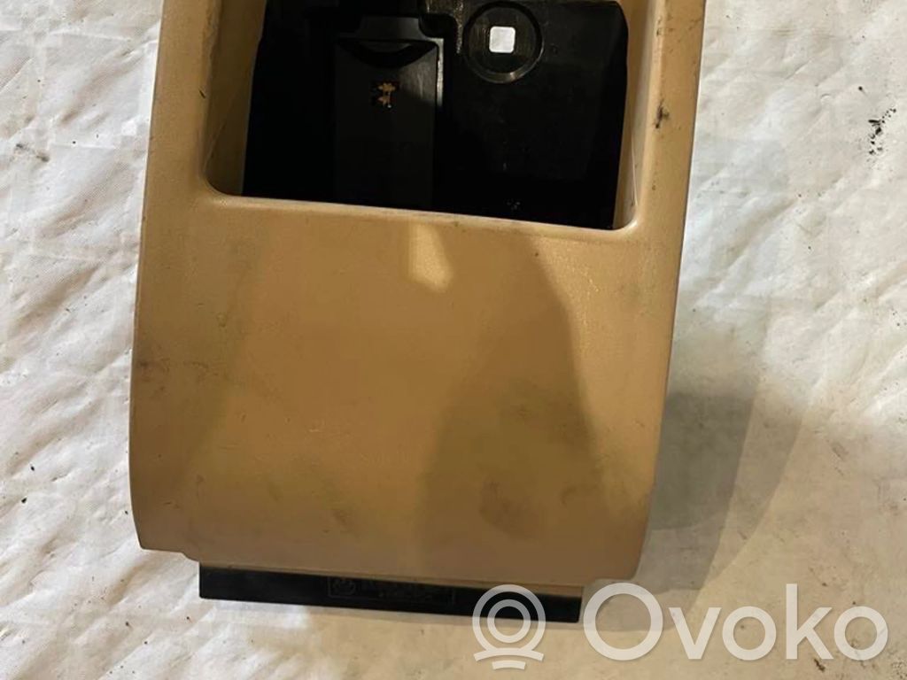 BMW 5 E39 Kofferraumfach vorne 