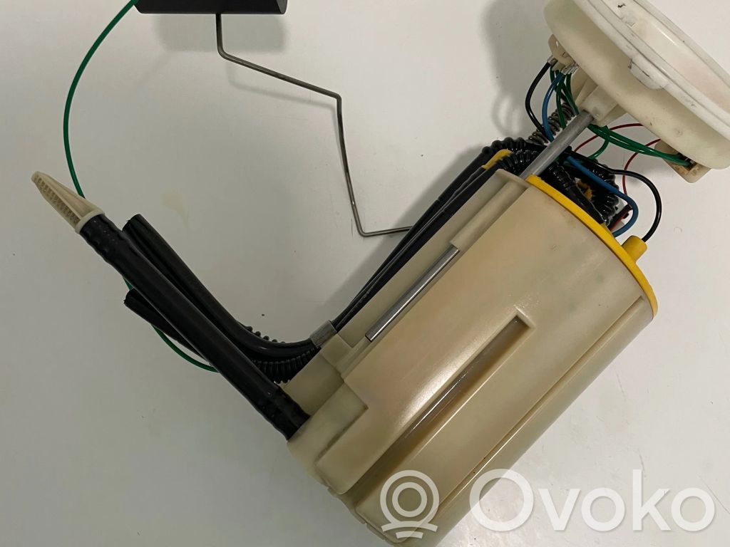 BMW 5 E60 E61 Bomba interna de combustible 