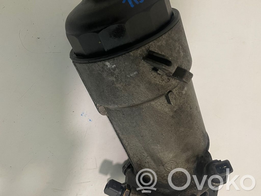 Öljynsuodattimen kannake   11422246395,11422246171,12612367061,12612246094,12618611273