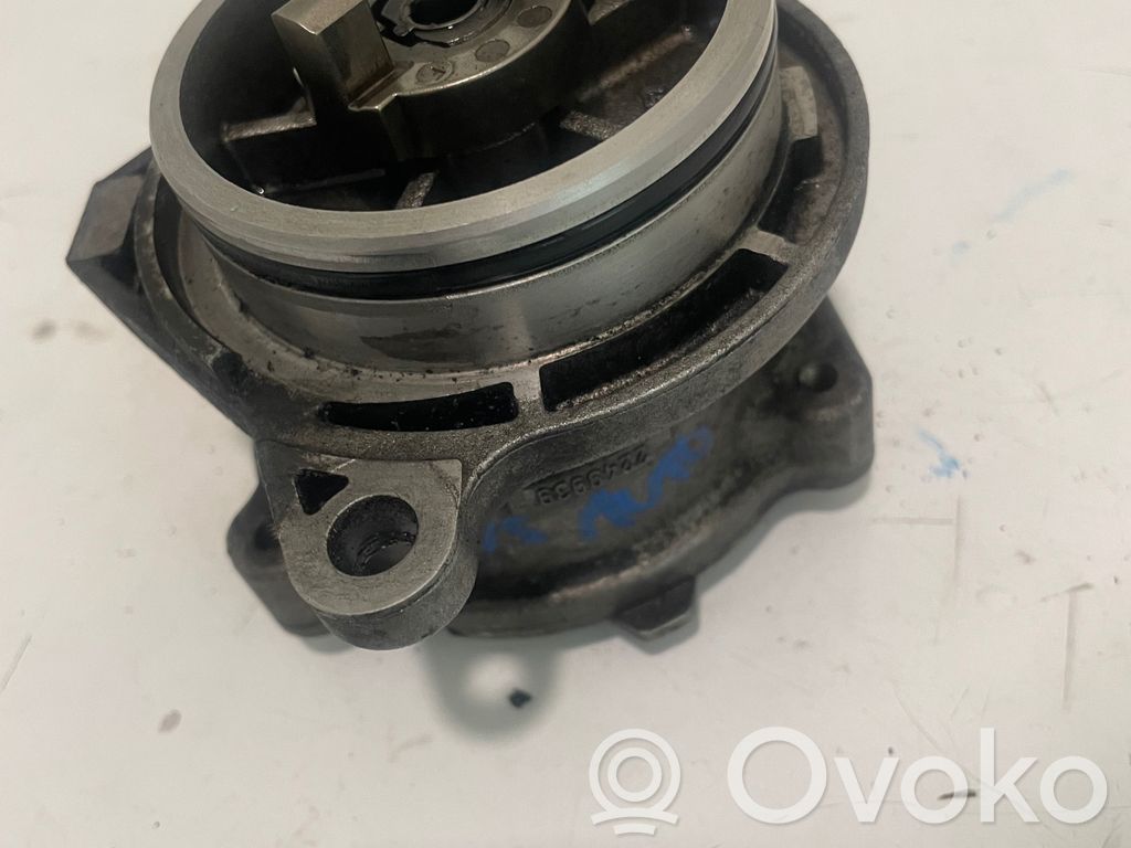 BMW 5 E39 Alipainepumppu 
