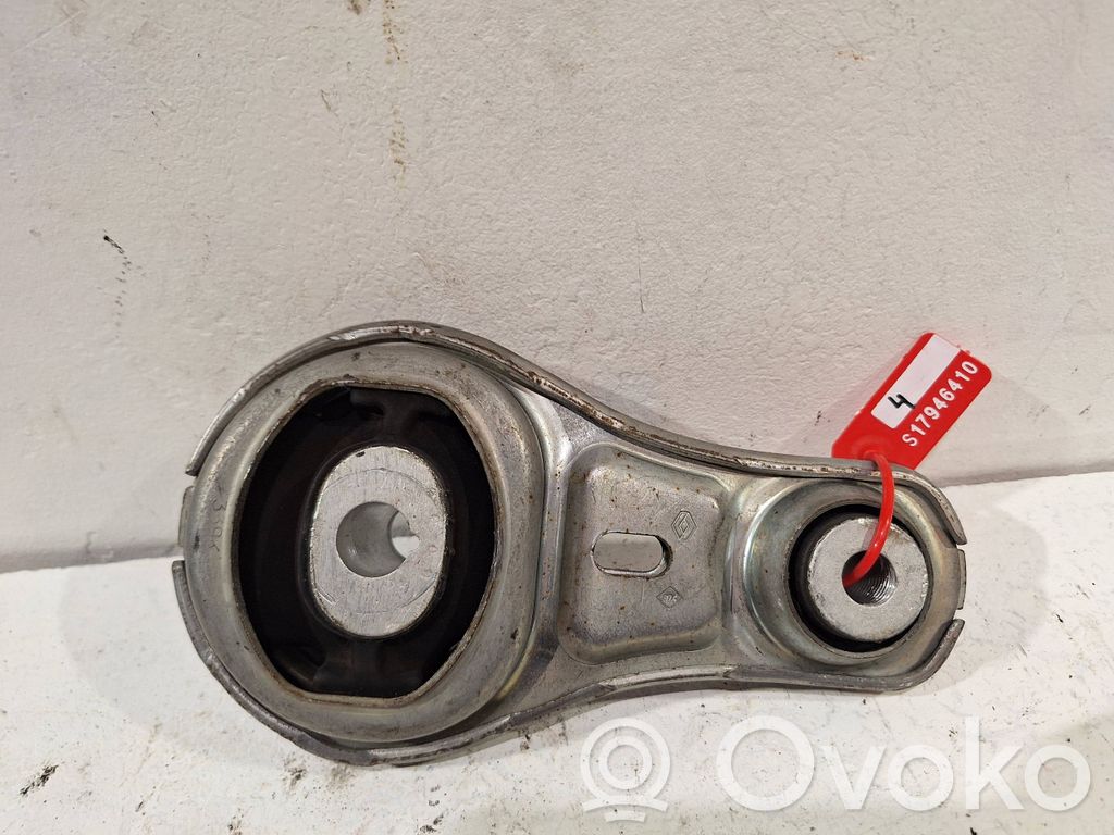 Engine mount bracket   8200725253
