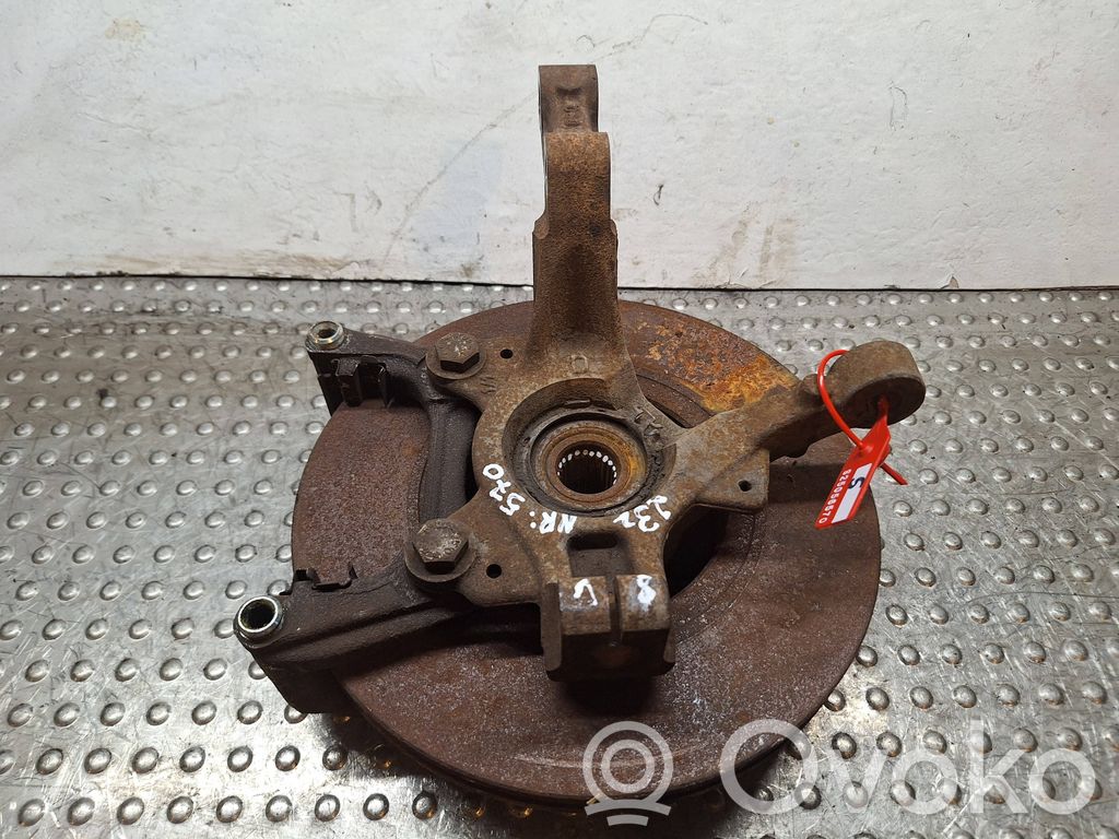 Renault Clio III Priekšējā riteņa rumbas vārpstas šarnīrs (stupica, capfa) 