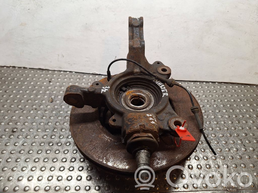 Renault Master III Achsschenkel vorne 