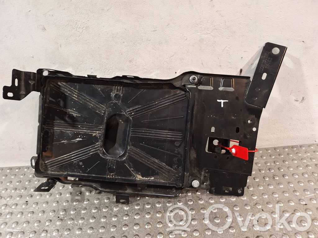 Battery tray   S17945023,7501948001