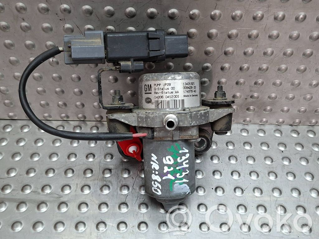 Opel Corsa E Vakuumo pompa 