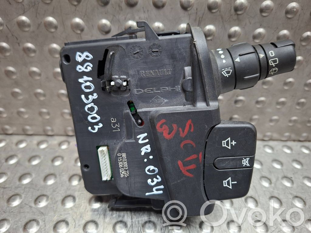 Renault Kangoo II Wiper control stalk 