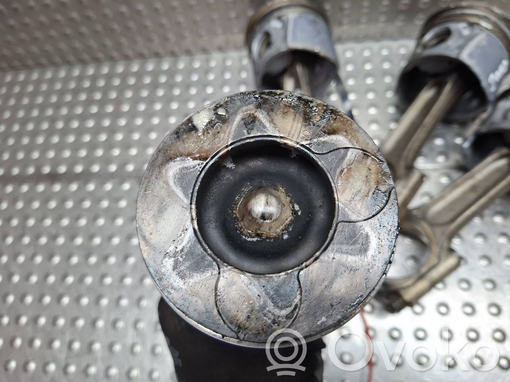 Piston   S27649165,RHR,RHJ,RHK