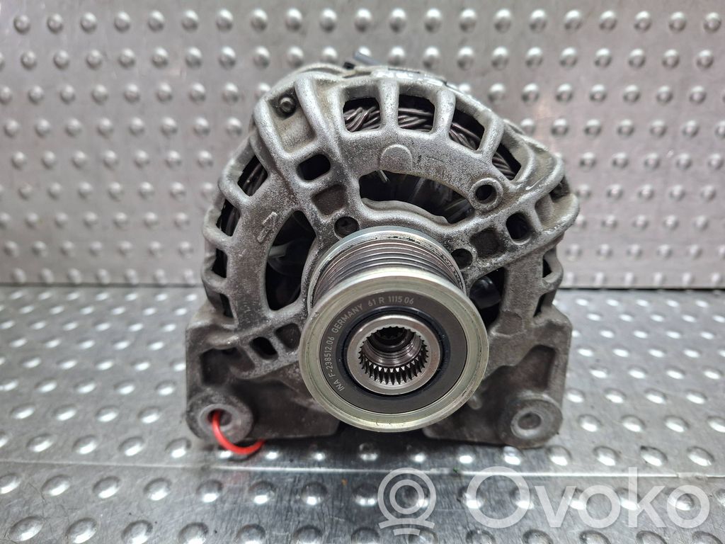 Renault Captur Ģenerators 