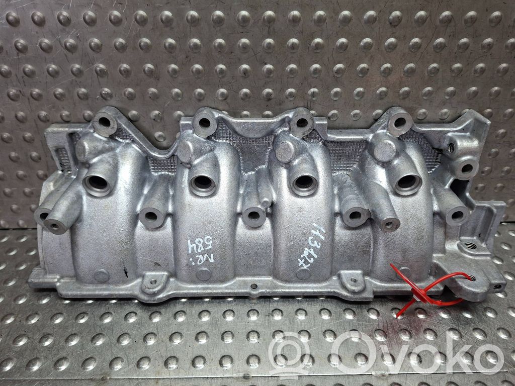 Renault Clio III Intake manifold 