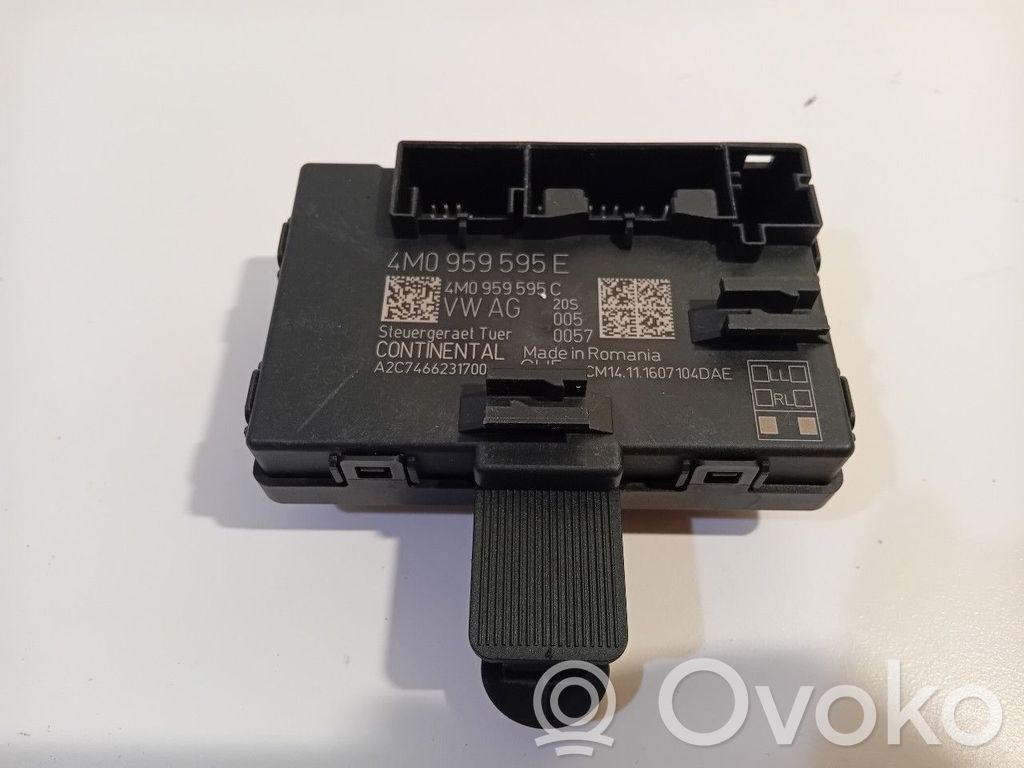 Audi Q7 4M Door central lock control unit/module 