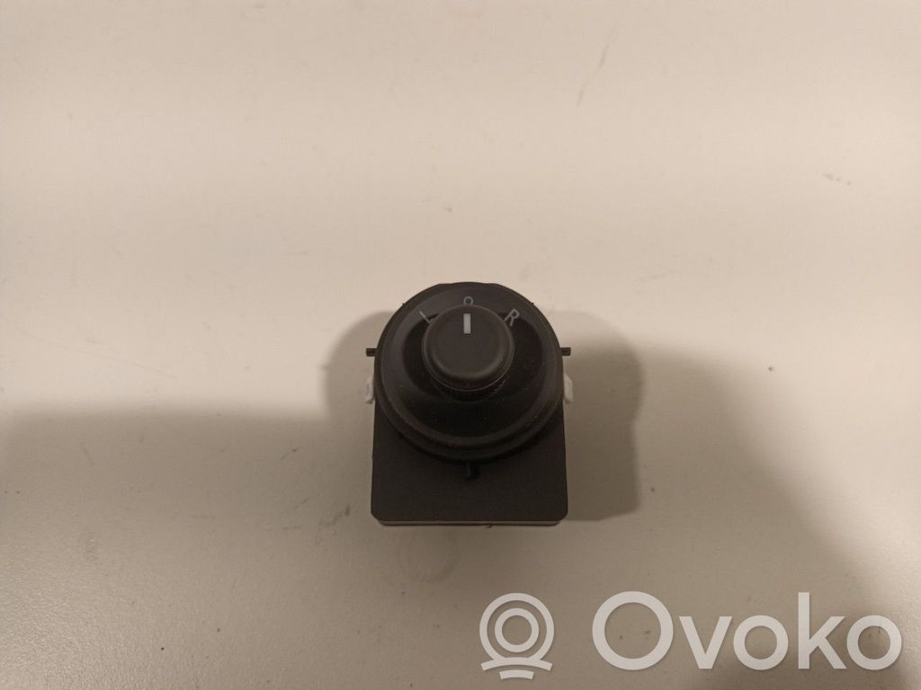 Opel Karl Interruptor del espejo lateral 