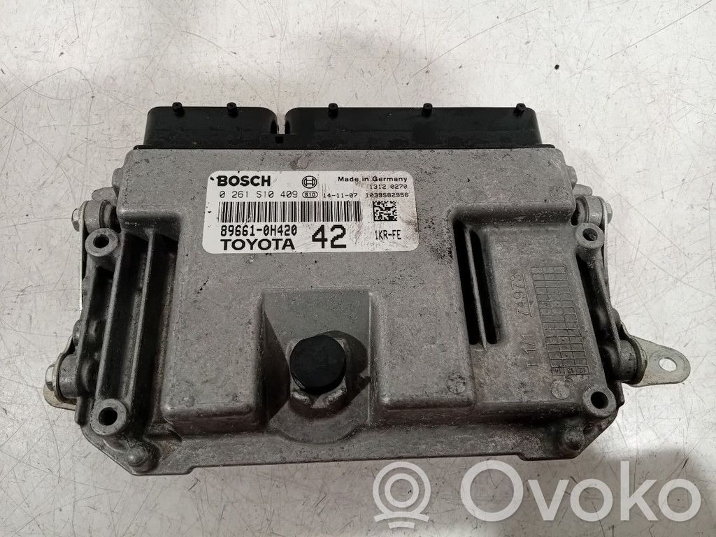 Toyota Aygo AB40 Engine control unit/module 