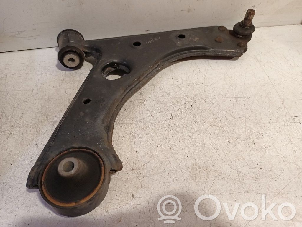 Front control arm   13426553