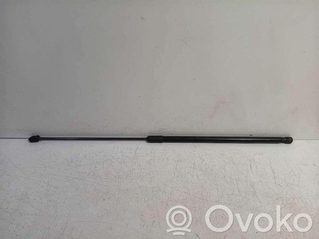 Audi A3 S3 8V Bagāžnieka amortizators 