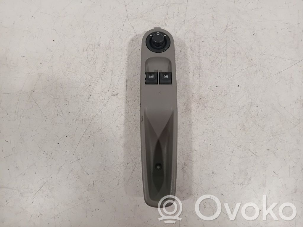 Renault Zoe Interruptor del elevalunas eléctrico 