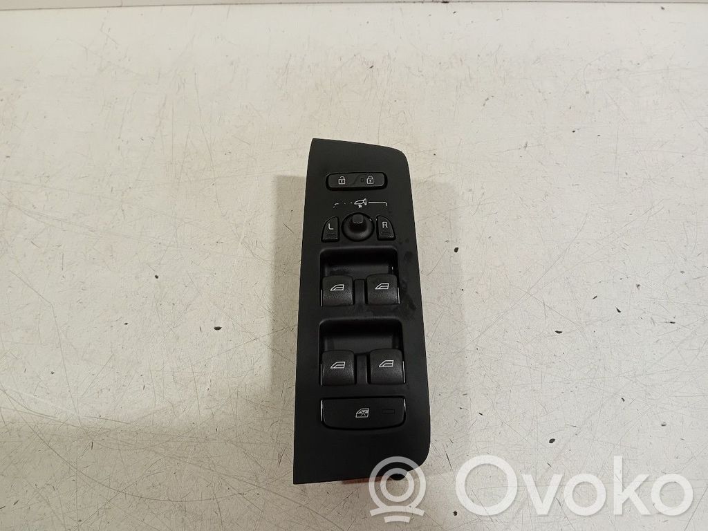 Volvo V40 Electric window control switch 