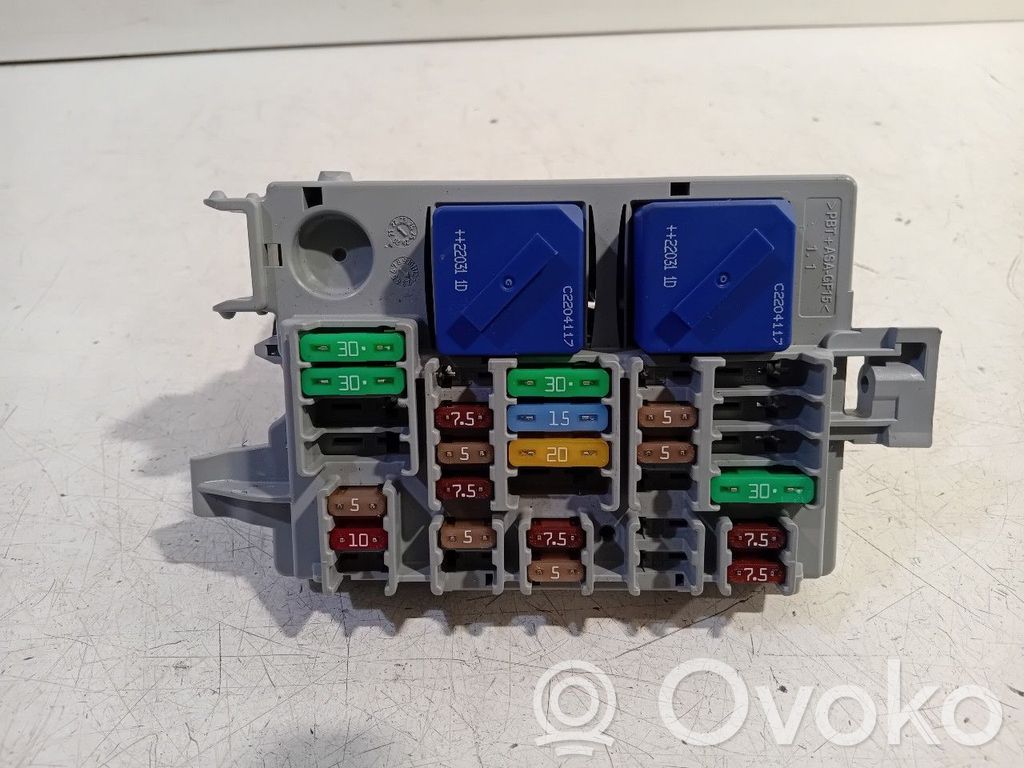 BMW iX Fuse box set 