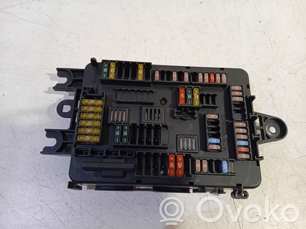 BMW 1 F20 F21 Fuse box set 